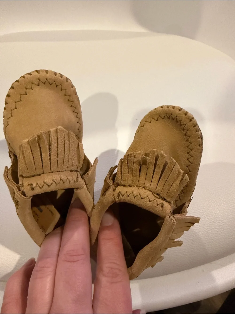 ☀️🌊 Minnetonka infant Riley Tan Fringe Moccasins - Soft Suede
